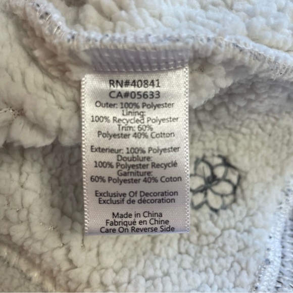 Aventura Women's Hooded Sherpa Lined Vest Gray/White Size Small - Picture 11 of 13